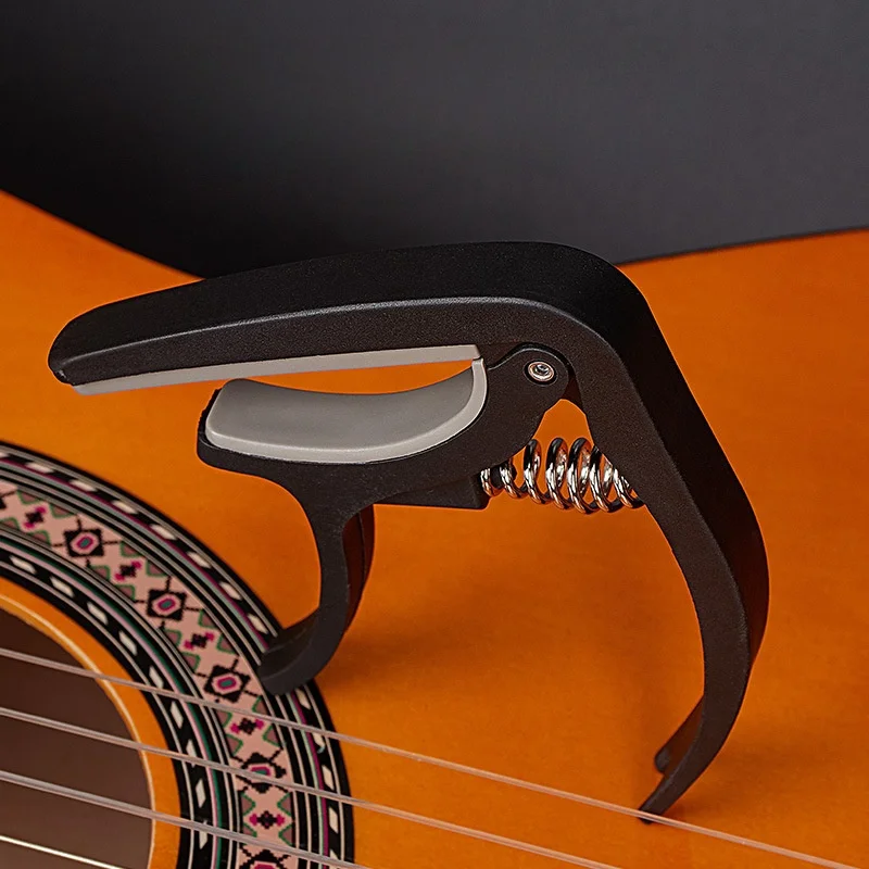 Uniwersalny klips do strojenia – Guitar Capo Clip recenzja i cena