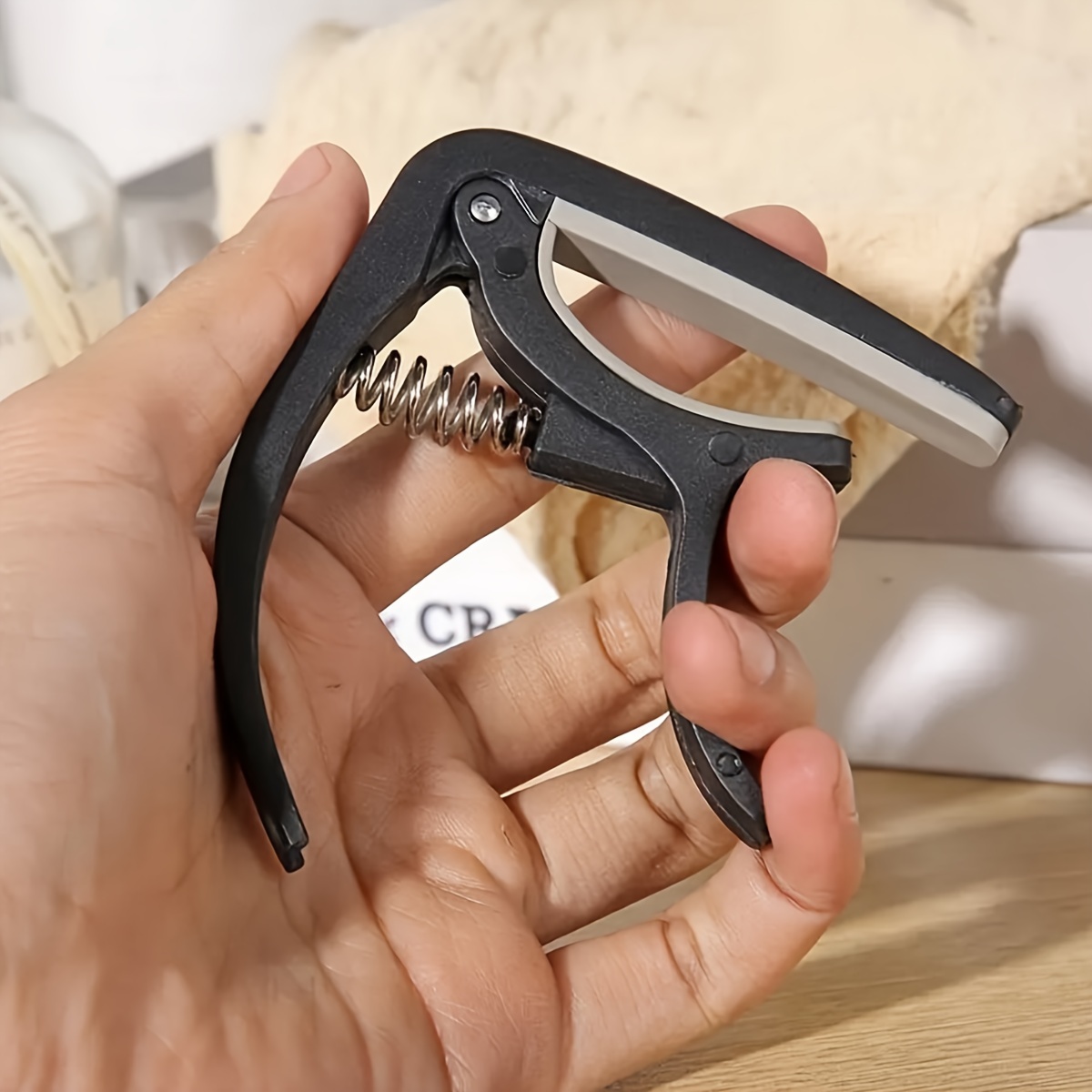 Wytrzymały Drewniany Kapodaste – Guitar Capo Clip recenzja i cena